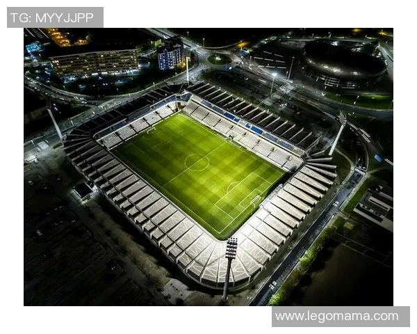 天朗足球球星：从绿茵场到国际舞台，成就与挑战并存的传奇之路